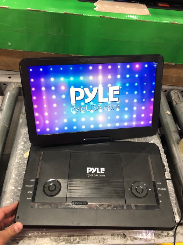 Photo 4 of Pyle 17.8" Portable Multimedia Disc Player,15.6" Display HD Widescreen Display, Built-in Rechargeable Battery, USB/SD Card Memory Readers