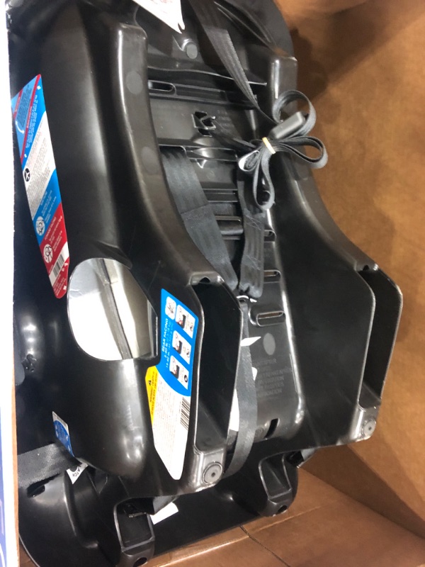 Photo 1 of Cosco Onlook 2-in-1 Convertible Car Seat, Rear-Facing 5-40 pounds and Forward-Facing 22-40 pounds and up to 43 inches, Black Arrows
