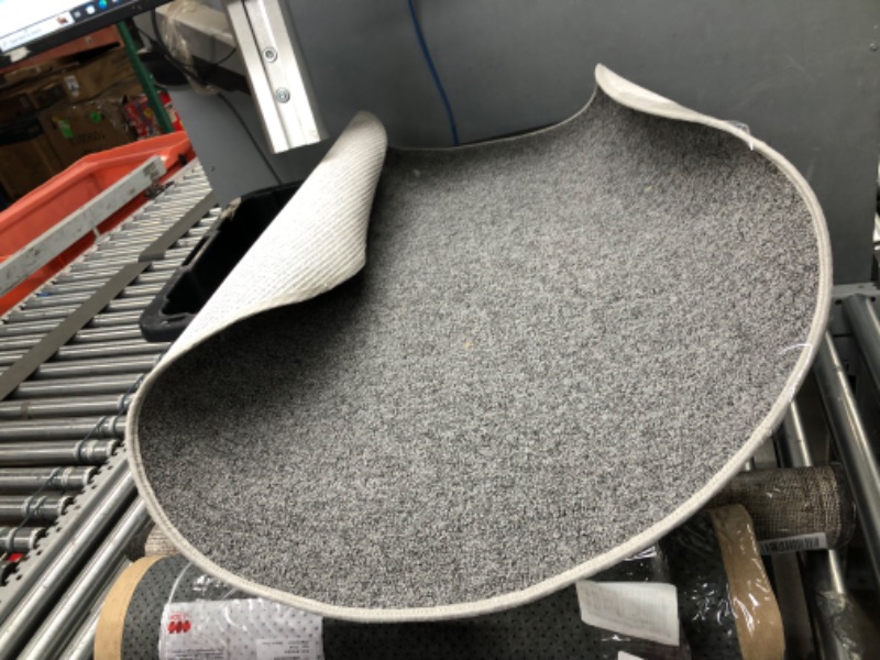 Photo 2 of  34" ROUND RUG GREY 