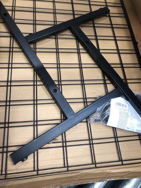 Photo 1 of 5' x 2' Wire Storage Rack