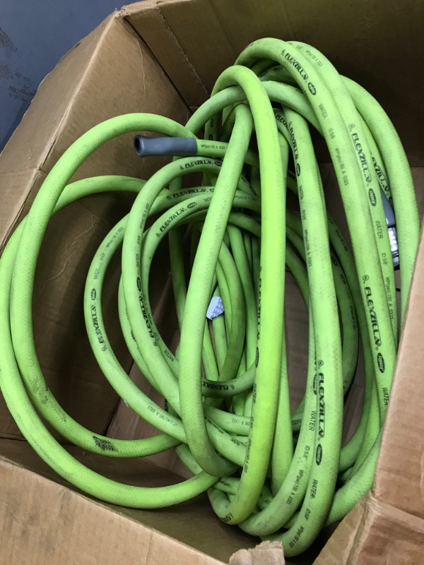 Photo 2 of 
Flexzilla Garden Hose 5/8 in. x 100 ft., Heavy Duty, Lightweight, Drinking Water Safe, ZillaGreen - HFZG5100YW-E
Style:5/8" x 100' (feet)
Pattern Name:Hose