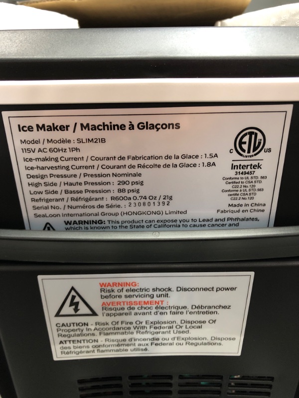 Photo 2 of Silonn Ice Maker Countertop, Portable Ice Machine with Carry Handle, Self-Cleaning Ice Makers with Basket and Scoop, 9 Cubes in 6 Mins, 26 lbs per Day, Ideal for Home, Kitchen, Camping, RV Balck