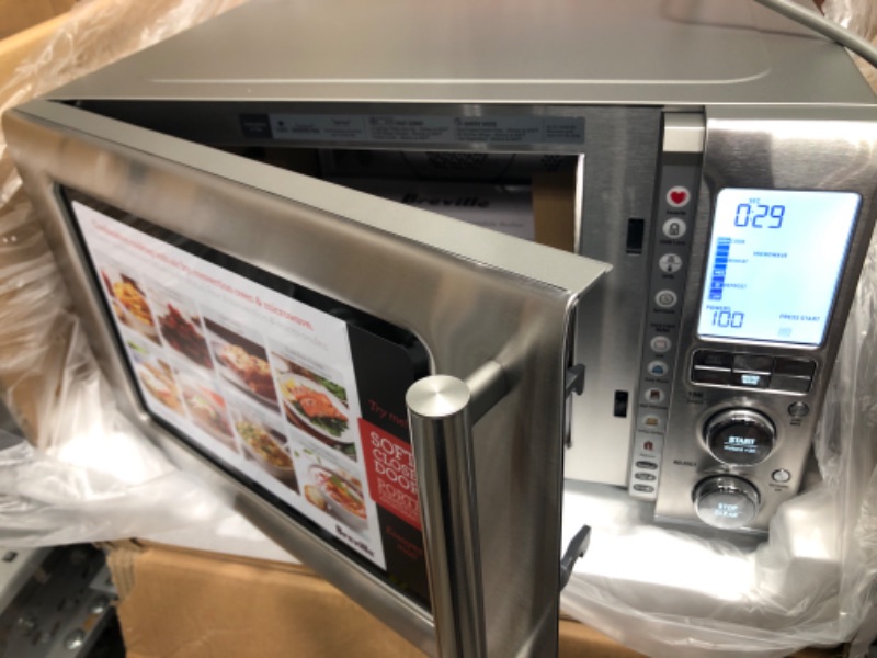 Photo 2 of *NEW* TESTED* Breville Combi Wave 3-in-1 Microwave, Air Fryer, and Toaster Oven, Brushed Stainless Steel, BMO870BSS1BUC1