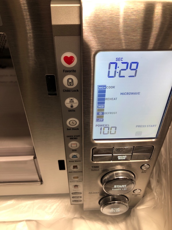 Photo 4 of *NEW* TESTED* Breville Combi Wave 3-in-1 Microwave, Air Fryer, and Toaster Oven, Brushed Stainless Steel, BMO870BSS1BUC1