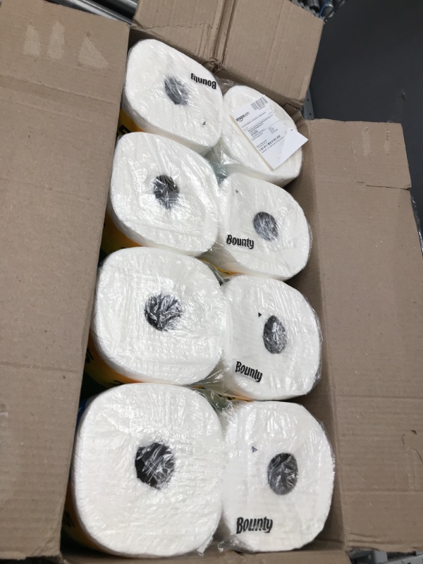 Photo 2 of Bounty Select-A-Size Paper Towels, White, 8 Double Plus Rolls = 20 Regular Rolls 8 Count (Pack of 1)