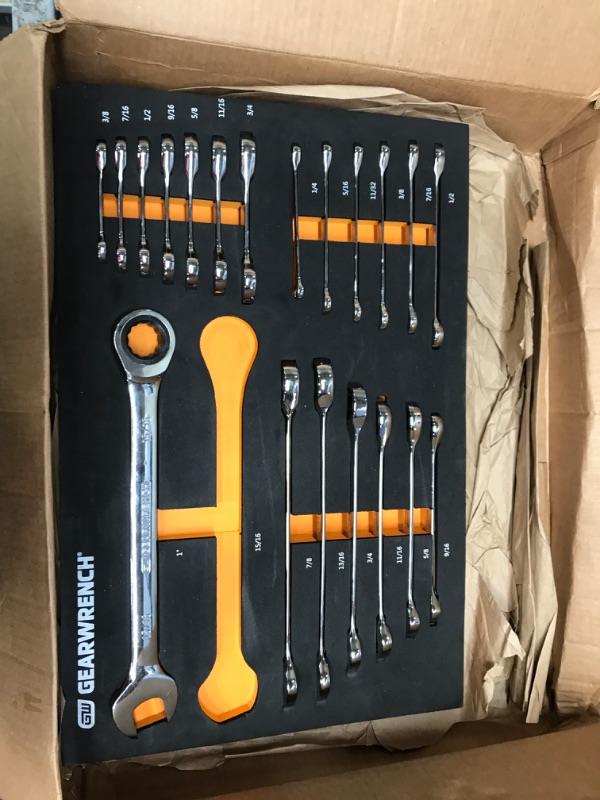 Photo 2 of GEARWRENCH 21 Piece 72T SAE Standard & Stubby Ratcheting Wrench Set with EVA Foam Tray - 86526
