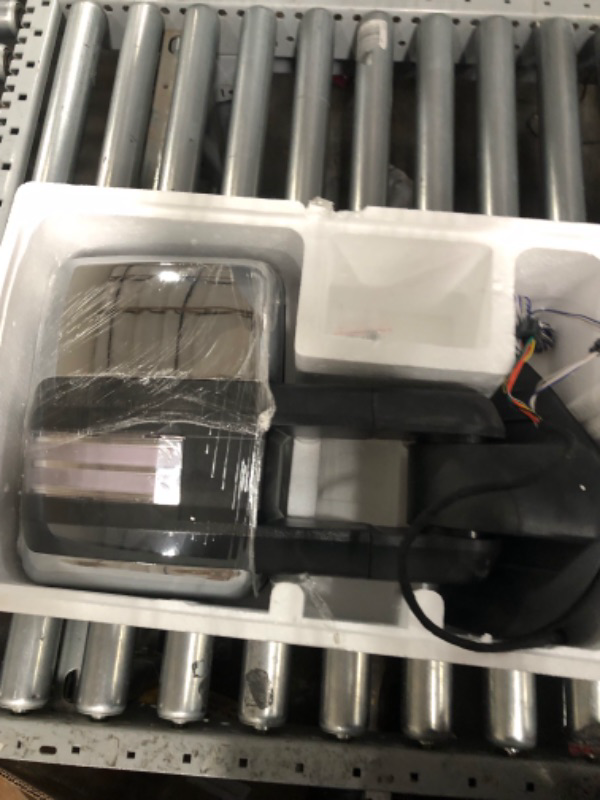 Photo 1 of NEW* Switchback Towing Mirror for Silverado Sierra - Compatible with 2014-2018 Chevy GMC 1500;2015-2019 Silverado Sierra 2500 HD 3500 HD with Power Adjusted Glass Heated Running & Turn Signal Lights Chrome SWITCHBACK Chrome/Smoke Lens-switchback lights