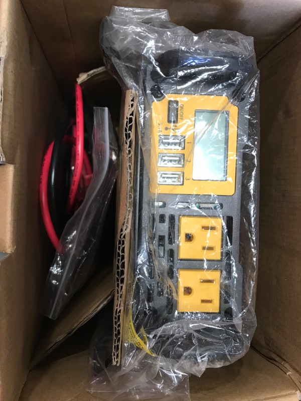 Photo 2 of DEWALT DXAEPI1000 Power Inverter 1000W Car Converter & DXAEPI140 Power Inverter 140W Car Converter: 12V DC to 120V AC Power Outlet with Dual 3.1A USB Ports Car Converter + Car Converter