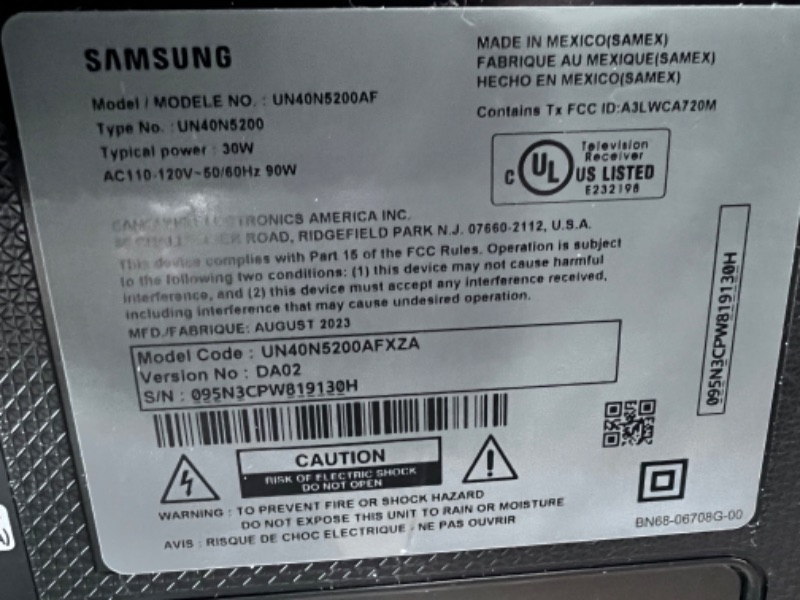 Photo 5 of SAMSUNG 40-inch Class LED Smart FHD TV 1080P (UN40N5200AFXZA, 2019 Model)