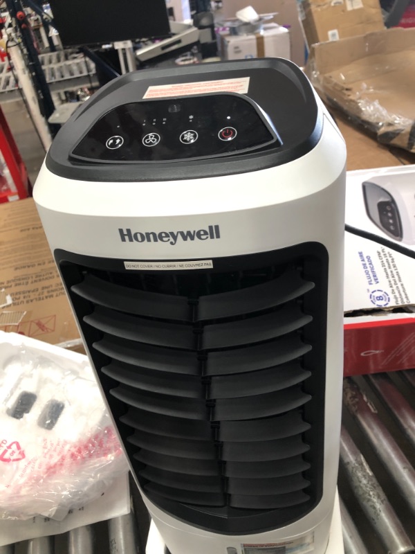 Photo 2 of (PARTS ONLY)Honeywell 194 CFM Compact Spot Fan & Humidifier, Indoor Portable Evaporative Air Cooler, (White) 29.6"