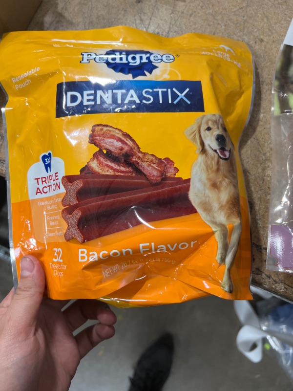 Photo 2 of ***BEST BY 707/04/24*** Pedigree DENTASTIX Treats for Large Dogs, 30+ lbs. Multiple Flavors Bacon 32 Count (Pack of 1)