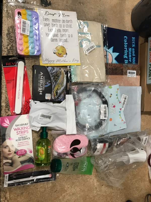 Photo 1 of BUNDLE OF 18 MIXED ITEMS