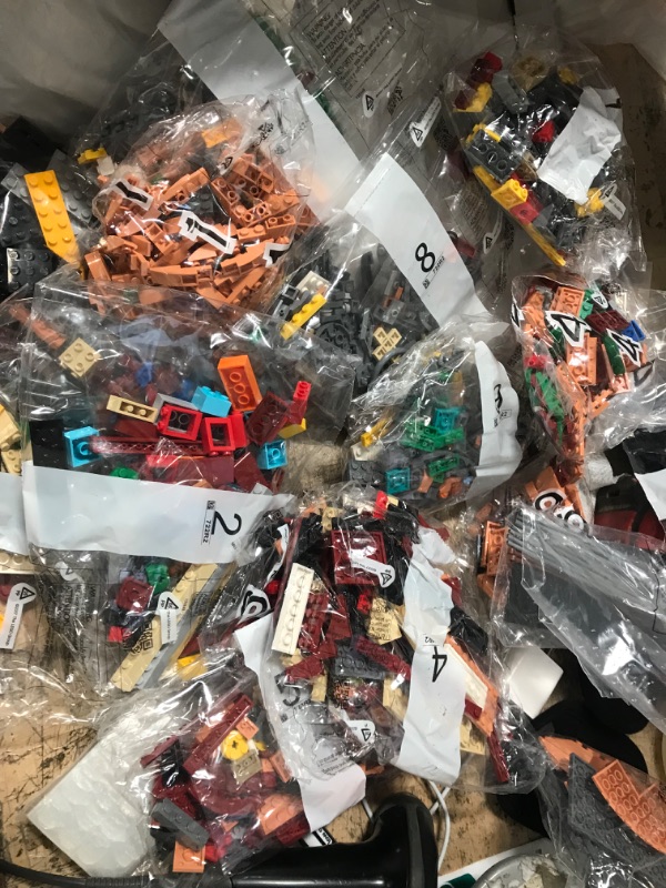 Photo 2 of ** PARTS ONLY **LEGO Star Wars Luke Skywalker’s Landspeeder 75341 Collectible Building Display Set for Adult Fans of Star Wars (1,890 Pieces) FrustrationFree Packaging