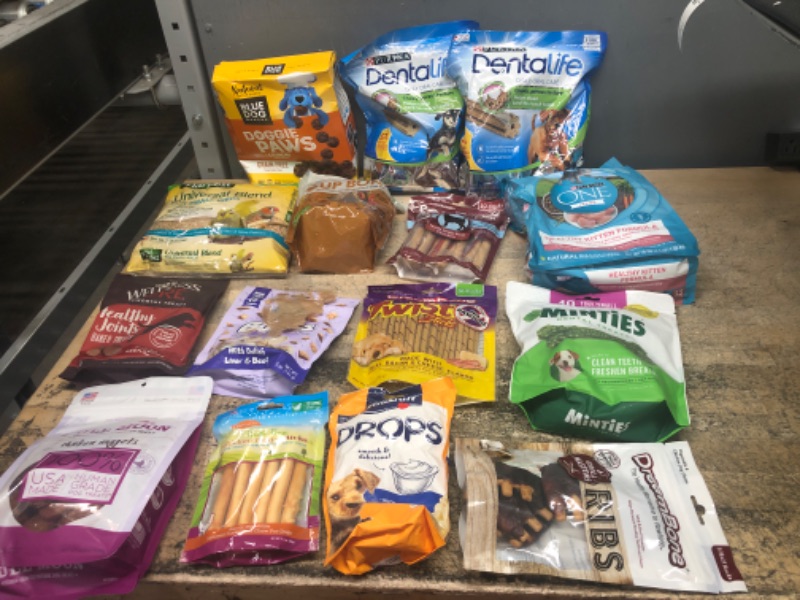 Photo 1 of 15 PIECE PET FOOD BUNDLE