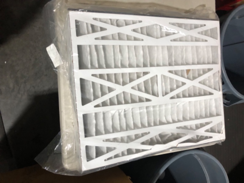 Photo 3 of 20x25x5 air filter 