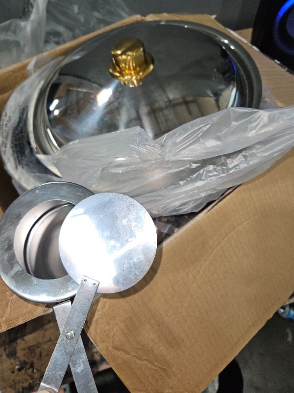 Photo 5 of (visibly used) Winco Winware 4 Quart Round Stainless Steel Gold Accented Chafer 1