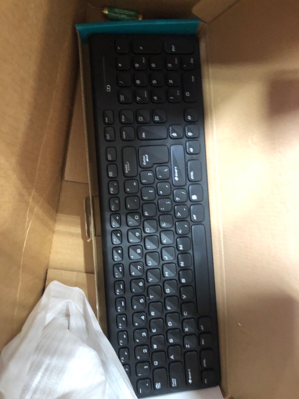 Photo 2 of Lenovo  Wireless Keyboard & Mouse
