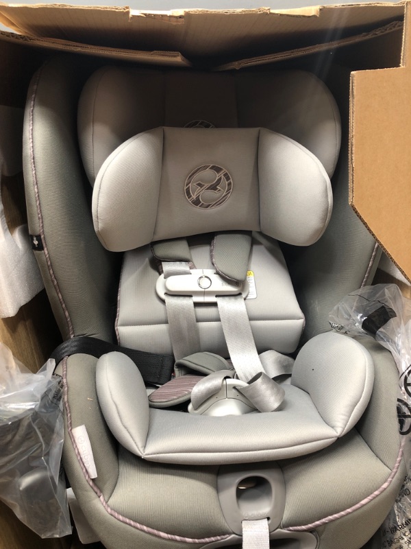 Photo 2 of **BROKEN CLIP** Cybex Sirona S with Convertible Car Seat