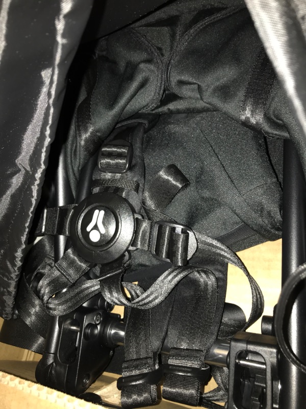 Photo 3 of ***CANOPY AND CANOPY WIRES ARE MISSING - SEE PICTURES***
BABYZEN YOYO2 Stroller - Lightweight & Compact - Black