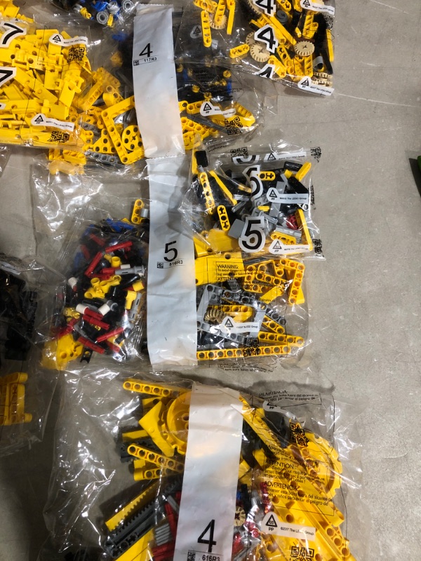 Photo 2 of * used * incomplete * see all images * 
LEGO Technic App-Controlled Cat D11 Bulldozer 42131 Building Set for Adults
