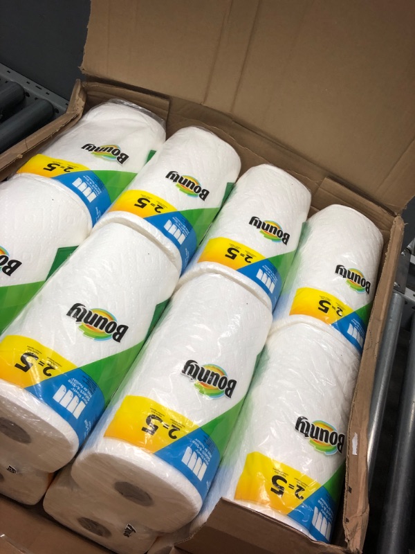 Photo 2 of Charmin Ultra Strong Clean Touch Toilet Paper, 24 Family Mega Rolls = 123 Regular Rolls CHRM 24FM (New)