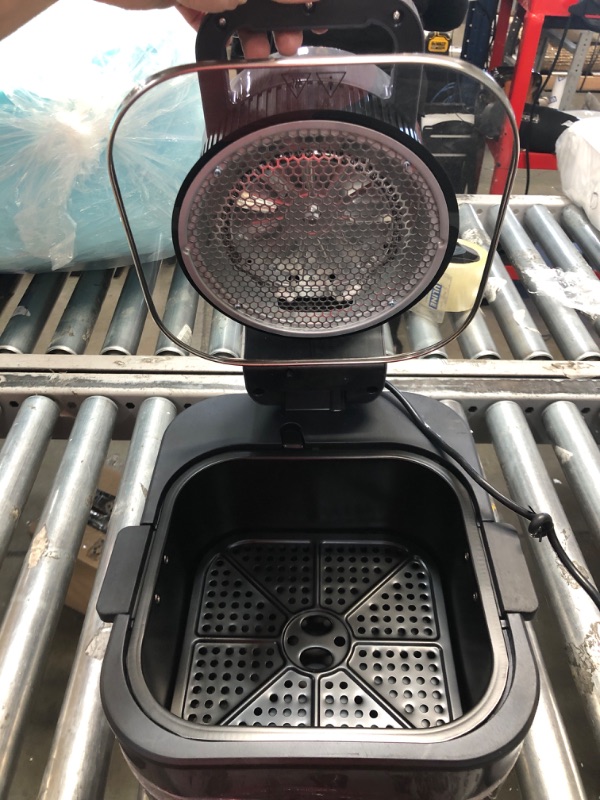 Photo 2 of ***NONFUNCTIONAL - DOESN'T TURN ON - FOR PARTS***
Air Fryer, 1750W 8Qt Visualized Airfryer with Non-stick and Dishwasher-Safe Basket