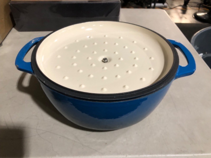 Photo 3 of ***FOR PARTS - NONREFUNDABLE - DAMAGED - SEE PICTURES***
Amazon Basics Enameled Cast Iron Covered Round Dutch Oven 4.3-Qt Blue
