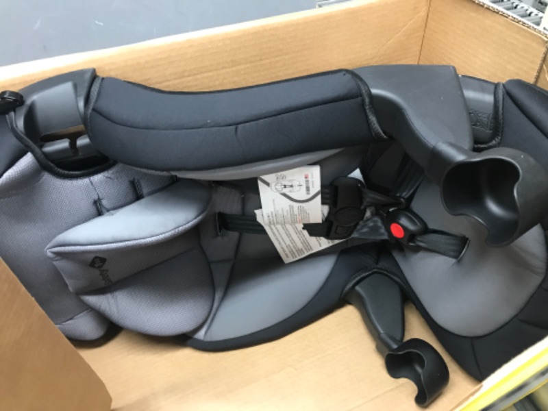 Photo 2 of *USED* Safety 1st Grand 2-in-1 Booster Car Seat, Extended Use: Forward-Facing with Harness, 30-65 pounds and Belt-Positioning Booster, 40-120 pounds, High Street