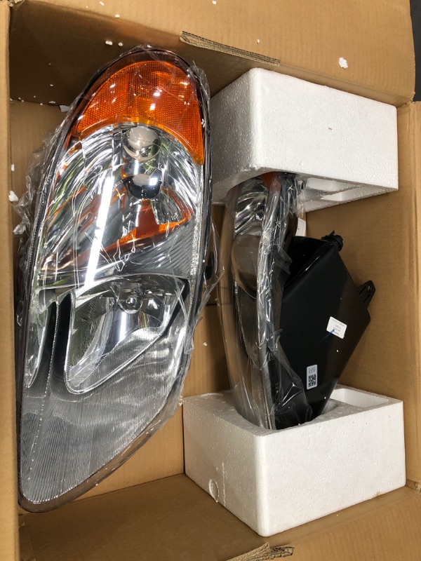 Photo 1 of 2 pack front headlights