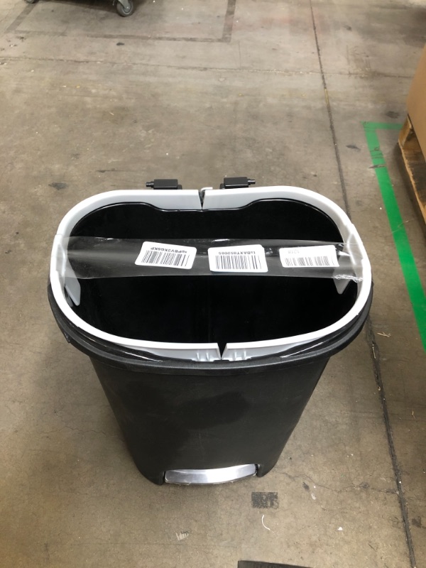 Photo 2 of *MISSING LID* Rubbermaid Classic 13 Gallon Premium Step-On Trash Can with Lid and Stainless-Steel Pedal, Black Waste Bin for Kitchen Black Premium Step-On