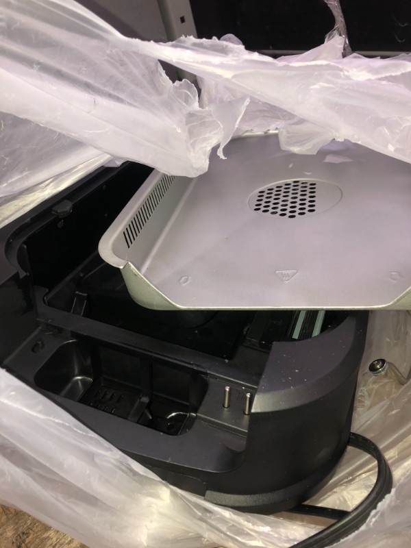 Photo 3 of (VISIBLY USED + TAKEN APART) Smokeless Indoor Grill with Ceramic Non-stick Grilling Plate, Turbo Smoke Extractor Technology, Tempered Glass Lid, Touch Control, 1500W Fast Heating, Removable Grill Plates, Dishwasher Safe