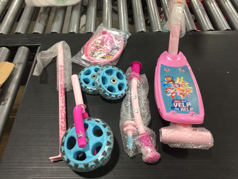 Photo 2 of PlayWheels PAW Patrol Skye 3-Wheel Kids Leaning Scooter with Accessory Pouch, Pink
