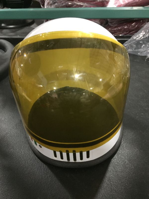 Photo 1 of Aeromax Youth Astronaut Helmet with movable visor