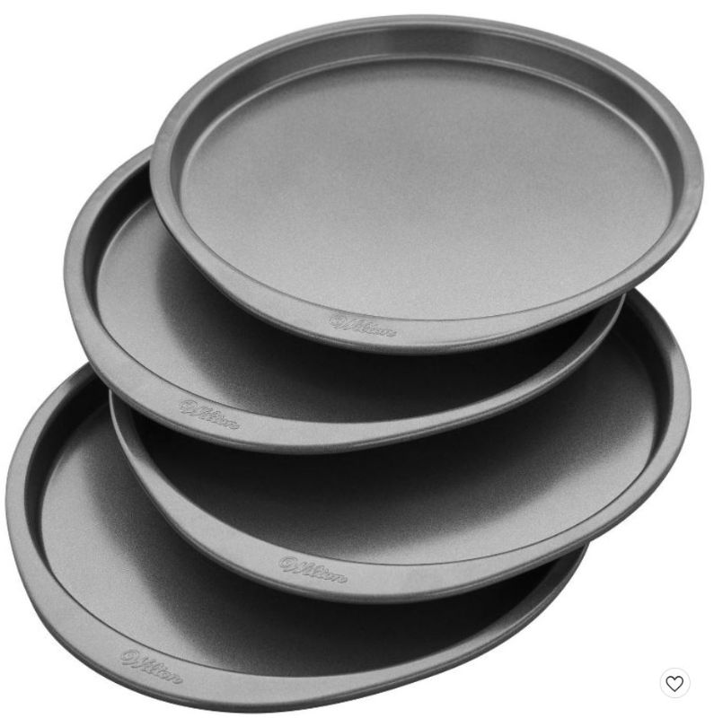 Photo 1 of Wilton 4pc Pizza Pan Set

