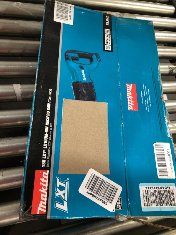 Photo 3 of Makita XRJ04Z 18V LXT Lithium-Ion Cordless Recipro Saw, Tool Only, Blue
