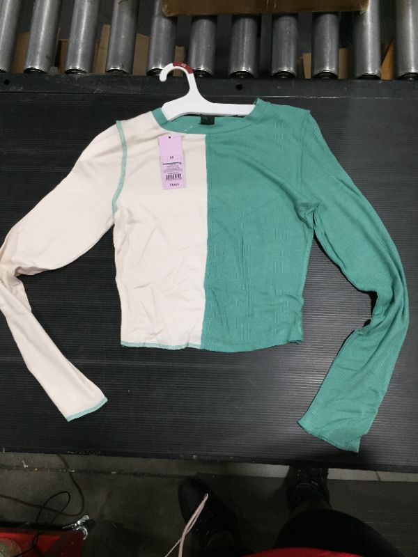 Photo 1 of WOMEN'S LONG SLEEVE FITTED T-SHIRT - WILD FABLE: SIZE - X-SMALL
