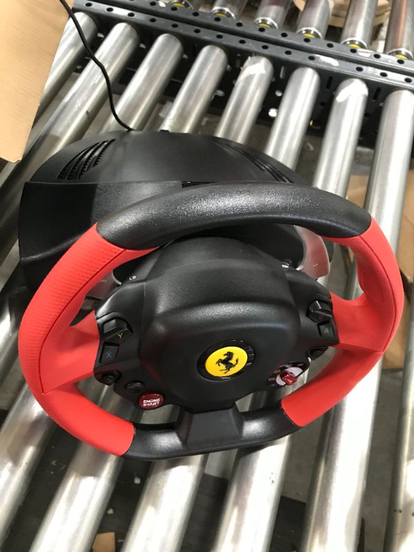 Photo 3 of Thrustmaster Ferrari 458 Spider Steering wheel Xbox One Black incl. foot pedals

