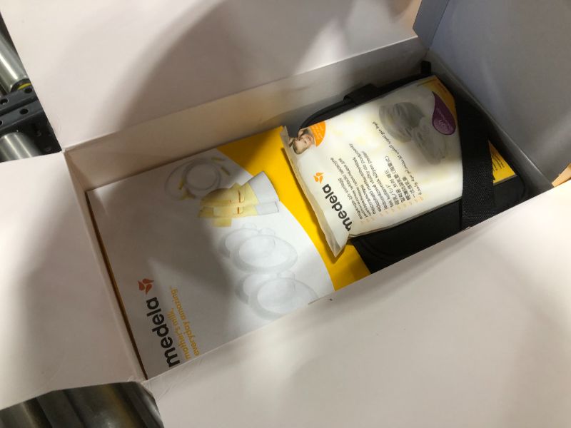 Photo 2 of Medela Freestyle Flex Portable Double Electric Breast Pump

