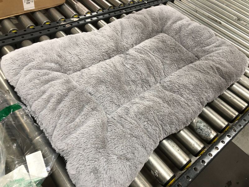 Photo 1 of 21 X 33 INCH GREY PET BED