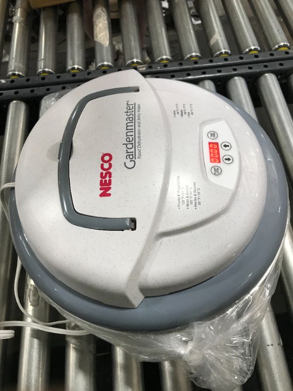 Photo 3 of Nesco FD-1040 Gardenmaster Digital Pro dehydrator, for Jerky and Snacks, White
