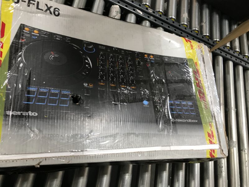 Photo 4 of Pioneer DJ DDJ-FLX6 4-deck Rekordbox and Serato DJ Controller