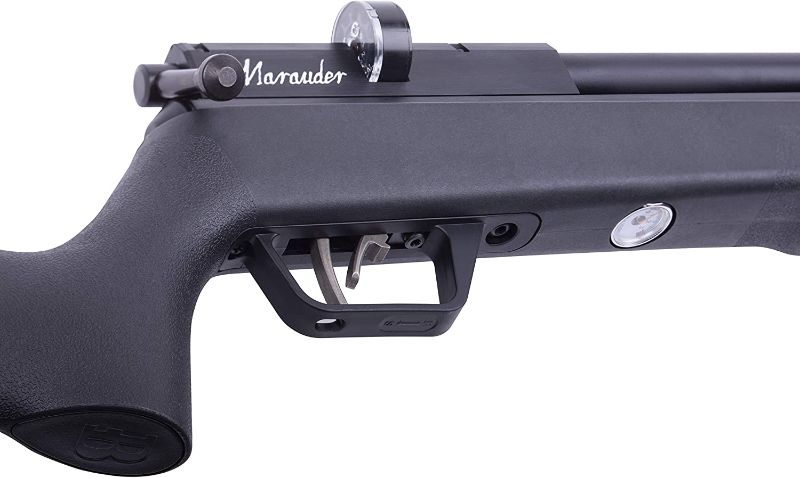 Photo 1 of Benjamin Marauder BP2264S Synthetic Stock PCP-Powered .22-Caliber Pellet Multi-Shot Bolt-Action Hunting Air Rifle , Black
~~BENT BARREL~~