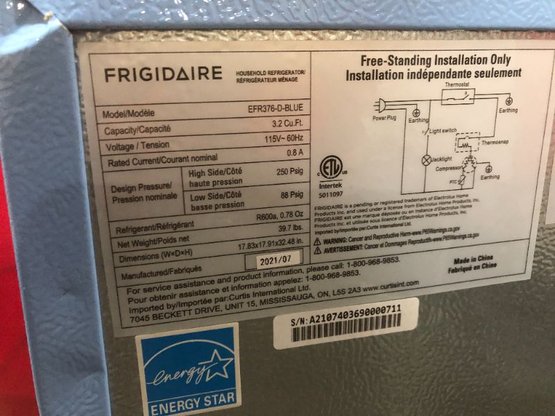 Photo 6 of Frigidaire - Retro 3.2 Cu. Ft. Mini Fridge - Blue
