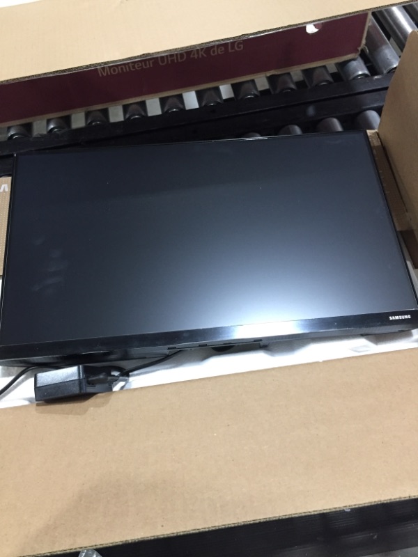 Photo 2 of PARTS ONLY----SAMSUNG T350 Series 22-Inch FHD 1080p Computer Monitor, 75Hz, IPS Panel, HDMI, VGA (D-Sub), 3-Sided Border-Less, FreeSync (LF22T350FHNXZA)

