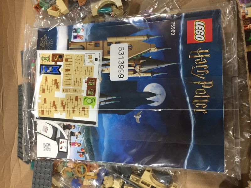 Photo 1 of LEGO Harry Potter Hogwarts Astronomy Tower 75969 Building Set (971 Pieces)
