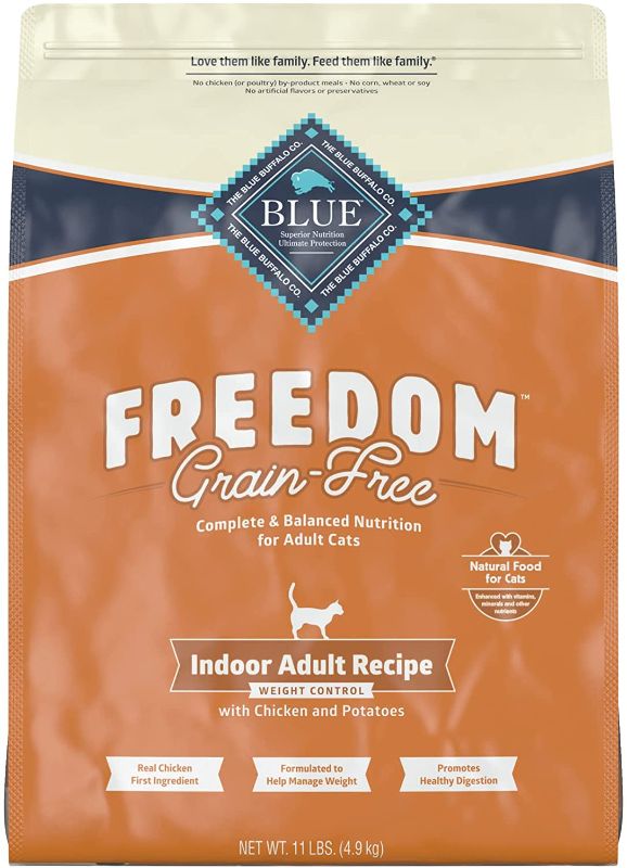 Photo 1 of Blue Buffalo Freedom Grain Free Natural Indoor Weight Control Adult Dry Cat Food, Chicken 11-lb
