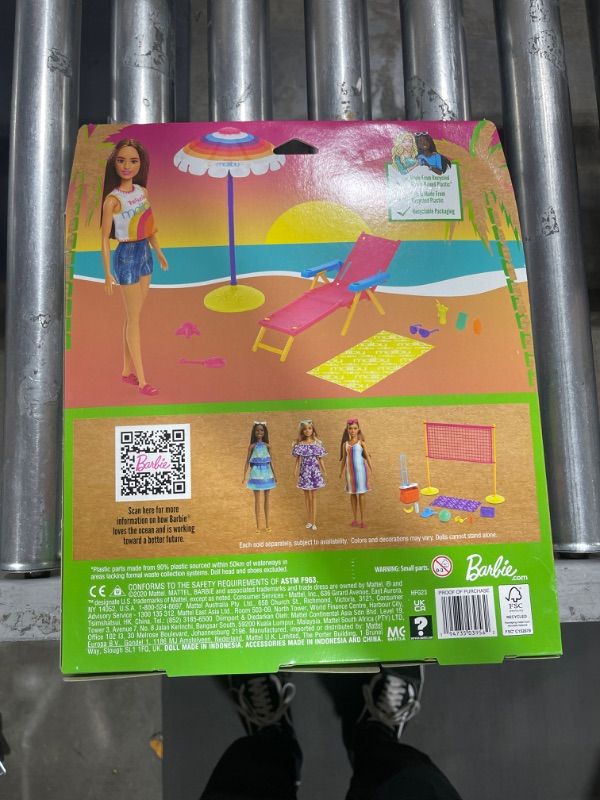 Photo 3 of ?Barbie Loves the Ocean & Beach Doll Playset

