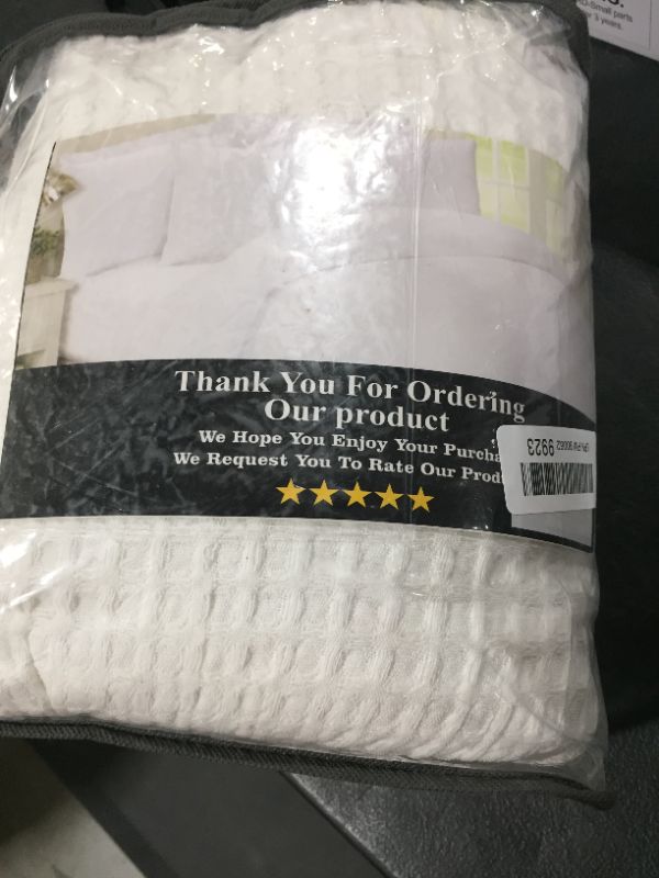 Photo 2 of Bedsure 100% Cotton Blankets Full Size for Bed - White 405GSM Waffle Weave Soft Lightweight Thermal Bed Blankets Full 