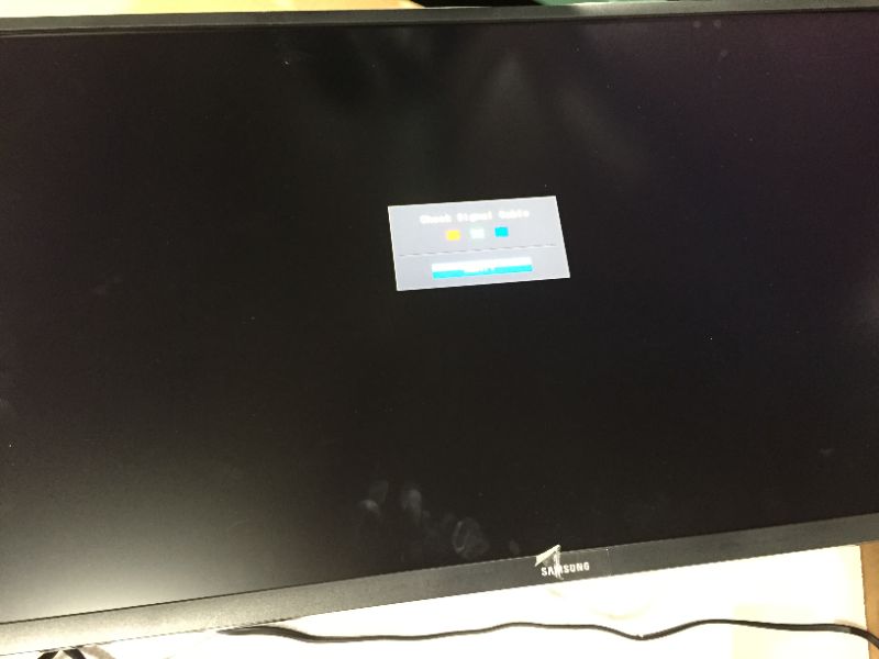 Photo 2 of Samsung LU32J590UQNXZA Electronics 32-Inch 4K UHD Monitor, Dark Blue Gray

CRACKED PIECE (SHOWN IN PICTURE)