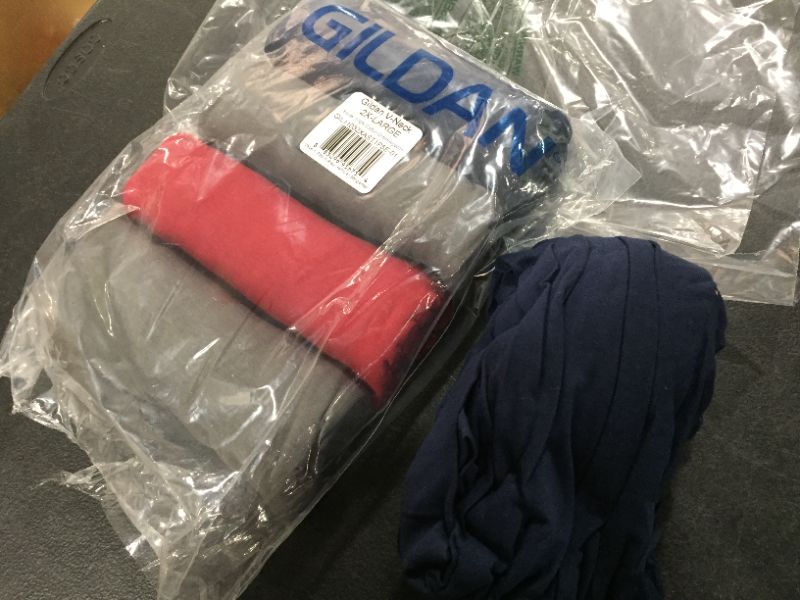 Photo 3 of 2XL - Gildan Men's V-Neck T-Shirts, Multipack